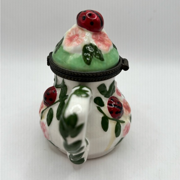 Retro Trinket Box Teapot Ladybug Floral Motif Keepsake 3.5"H x3W Floral Teapot - Picture 3 of 13